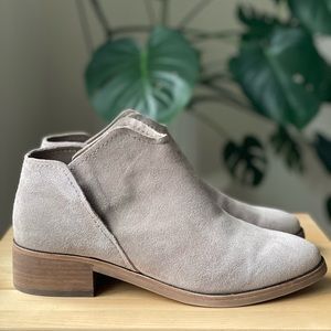 Dolce Vita low heel booties, suede. Color stone.